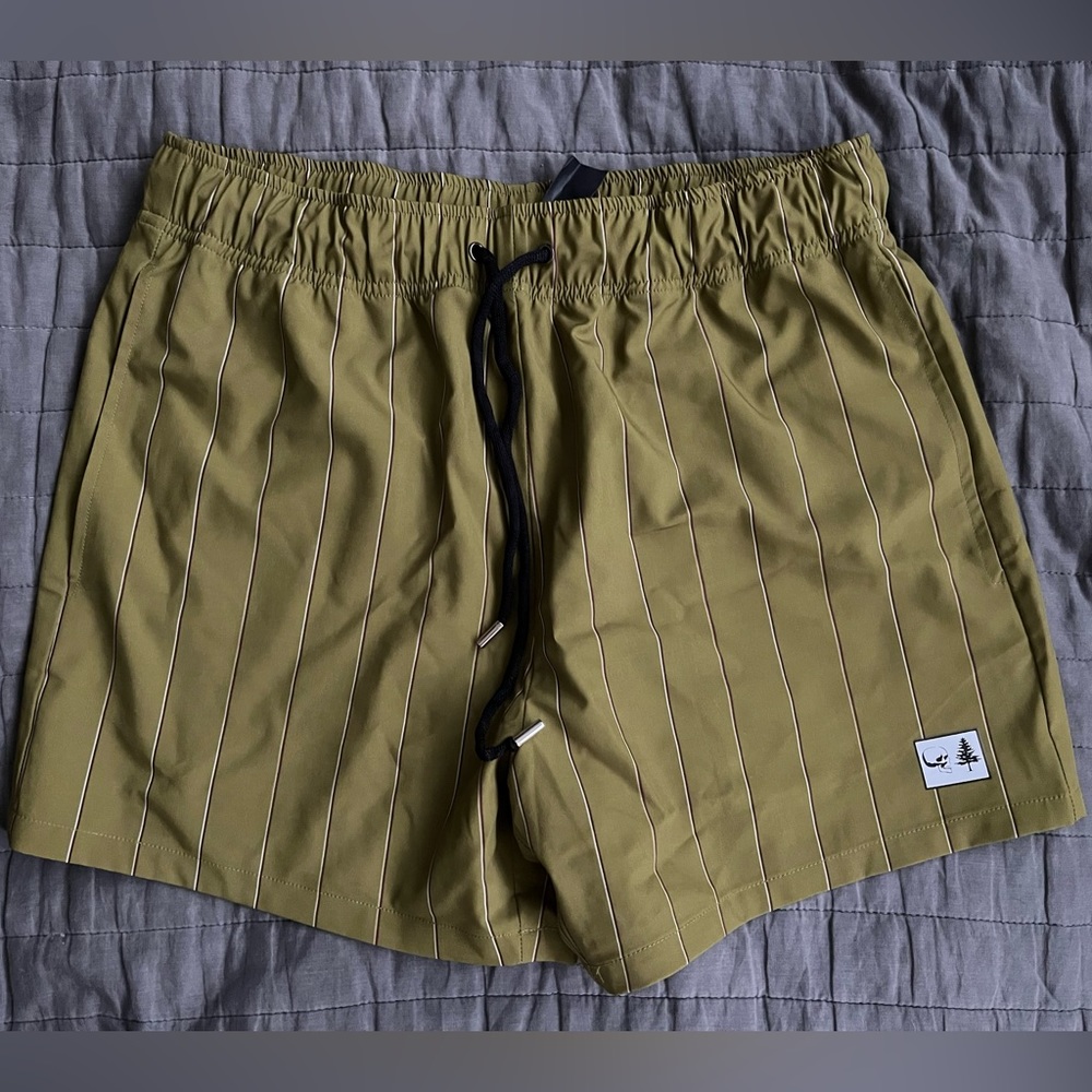 Walden Outdoor Athletic Stripe Shorts Medium